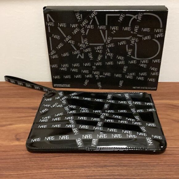 Nars Cosmetic Bag NWT plus Lipstick, Lip Balm and foundation samples. - Picture 2 of 6